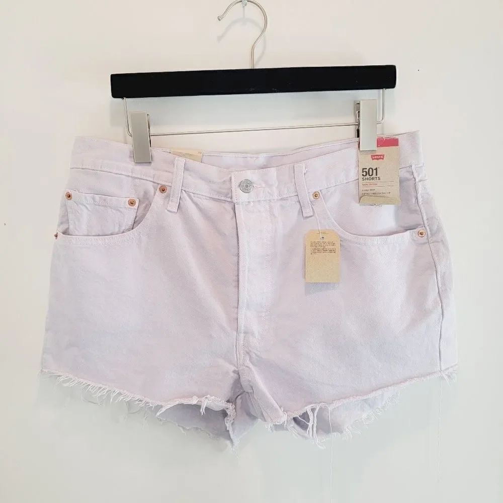 Levi's 501 High Waist HighRise Button Fly Front Raw Hem Denim Short NWT Size 33